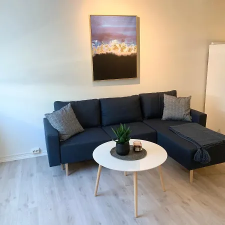 Central Apartment. Close To City Bridge. Tromsø